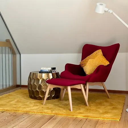 펜션 Wein & Wald Mit Gartensauna