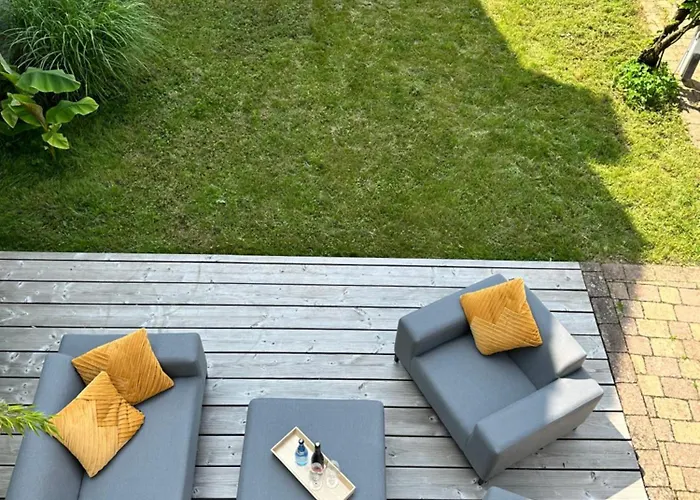 Wein & Wald Mit Gartensauna, Eigenem Garten, Landau Pfalz 朗道因德普法尔茨