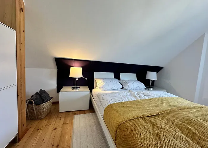 Wein & Wald Mit Gartensauna, Eigenem Garten, Landau Pfalz 度假居