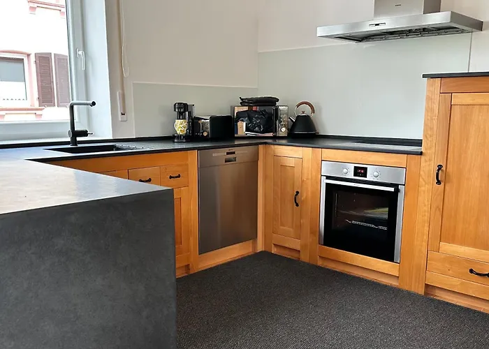 Wein & Wald Mit Gartensauna, Eigenem Garten, Landau Pfalz * 朗道因德普法尔茨